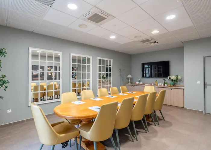 Apartahotel Quality - Les Capucins 3*